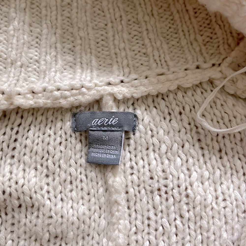 AERIE cream sweater. Size M - Picture 3 of 3